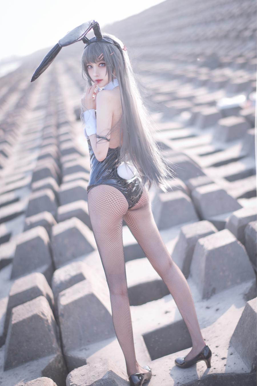 Shika小鹿鹿麻衣学姐兔女郎cosplay图集在线欣赏插图4