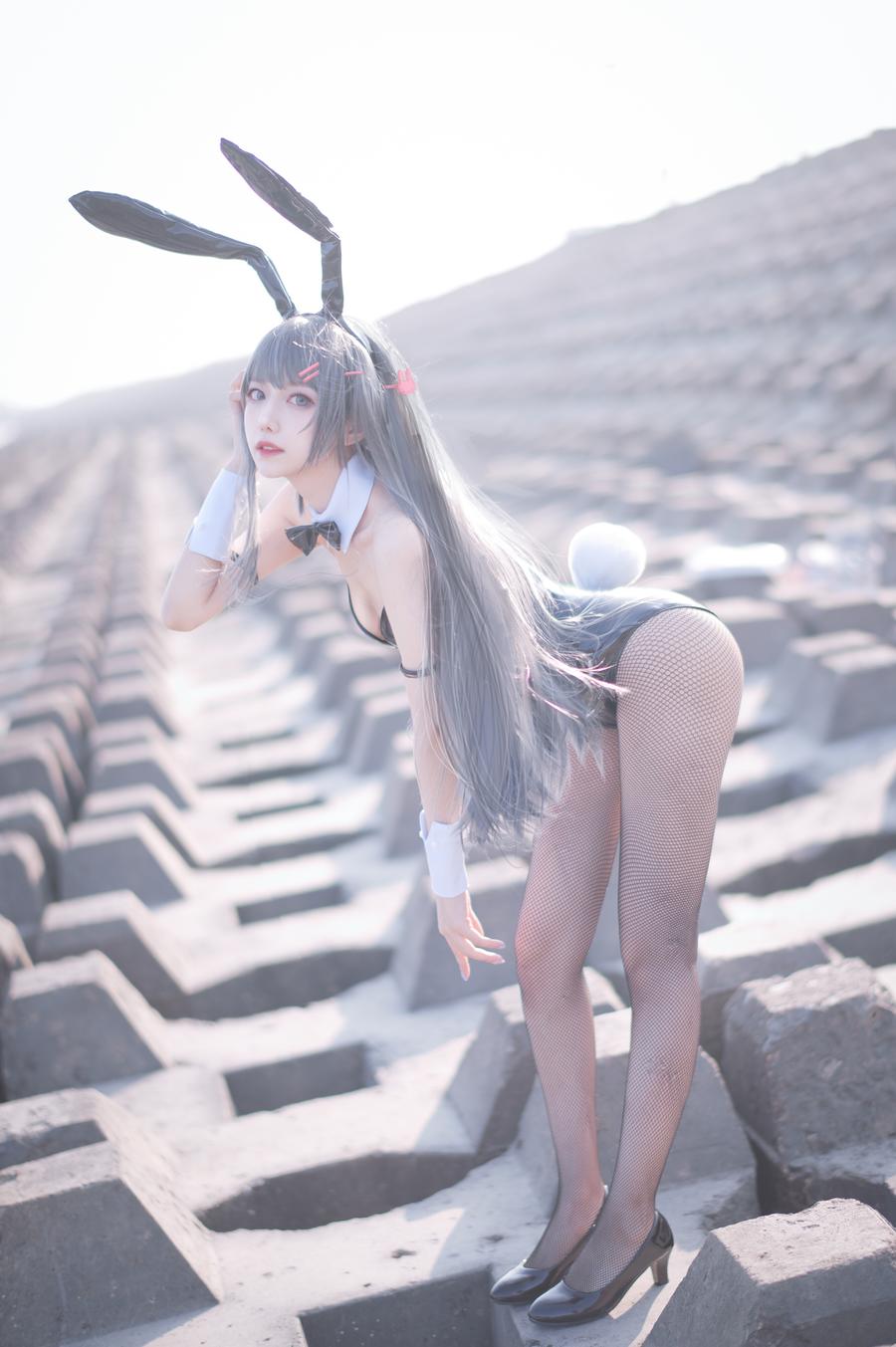 Shika小鹿鹿麻衣学姐兔女郎cosplay图集在线欣赏插图5