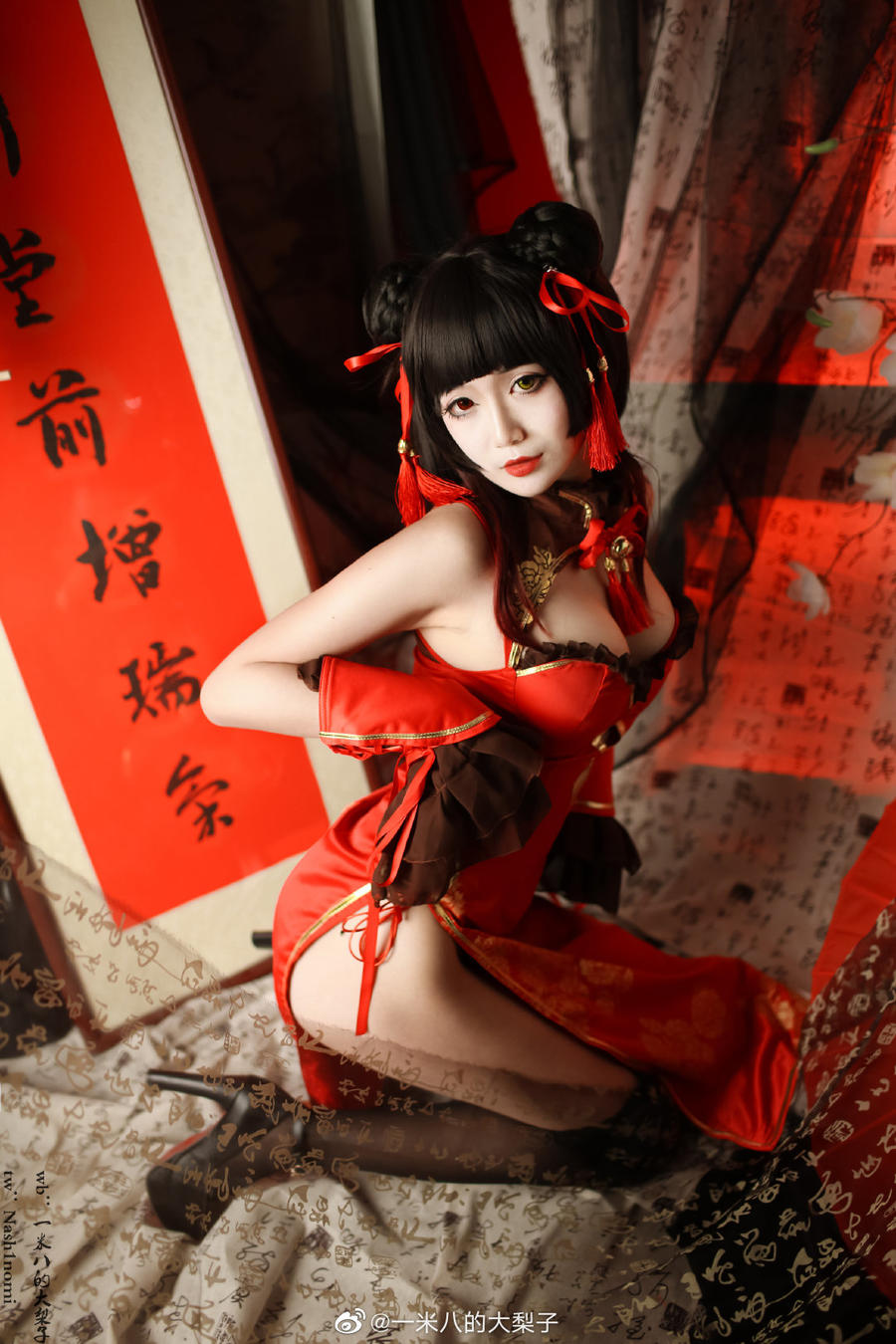 [一米八的大梨子cos]一米八的大梨子时崎狂三新春旗袍cosplay图片图集[约会大作战]插图3